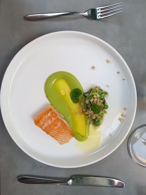 restaurant grace by null