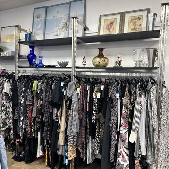 Goodwill - Thrift Stores Near Me - Santa Paula, California Goodwill - Thrift Stores Near Me - Santa Paula, California