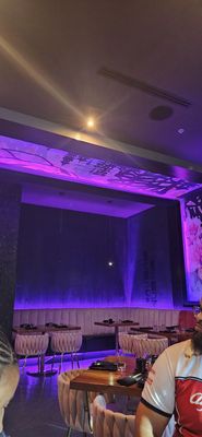 TEN Sushi + Cocktail Bar by null