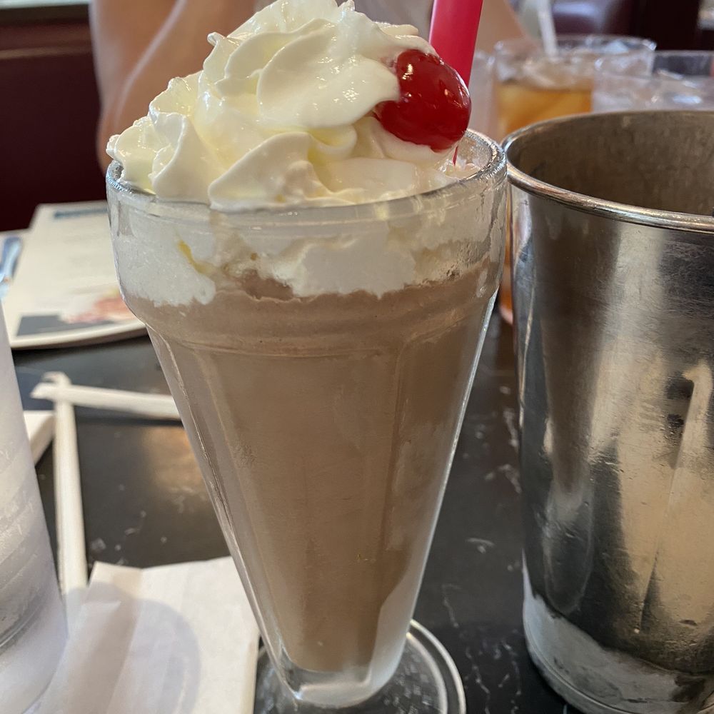 Silver Diner - Diners Near Me - McLean, Virginia