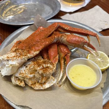 Hooters - Friday Special-Crab Legs - Sports Bars Near Me - Topeka, Kansas Hooters - Friday Special-Crab Legs - Sports Bars Near Me - Topeka, Kansas