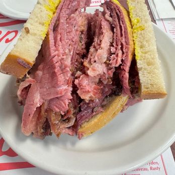 Schwartz's - Smoke meat sandwiches - Delis Near Me - Montreal, Quebec
