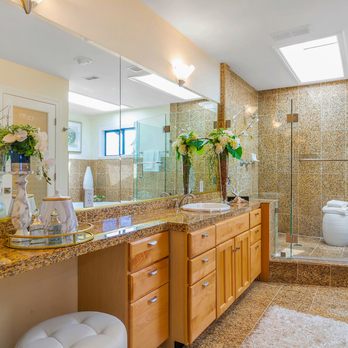 Encore Staging Services - Master bath - Home Staging Near Me - Santa Clara, California Encore Staging Services - Master bath - Home Staging Near Me - Santa Clara, California