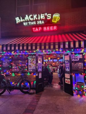 Blackie's By the Sea by null