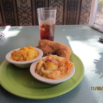 Aunny's - Fried Chicken done Aunnie's way, mac n cheese and an incredible squash casserole. A glass of sweet tea that has no bottom. - Southern Near Me - Georgetown, South Carolina Aunny's - Fried Chicken done Aunnie's way, mac n cheese and an incredible squash casserole. A glass of sweet tea that has no bottom. - Southern Near Me - Georgetown, South Carolina