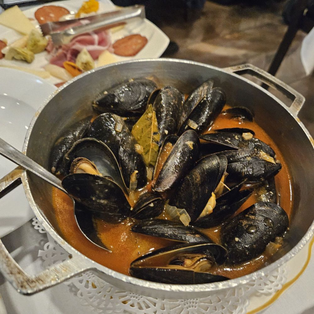 Don Pepe - Mussels - Spanish Near Me - Newark, New Jersey