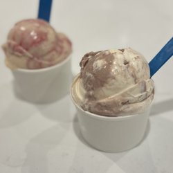 Blackberry Cobbler(v) & Whippy Dip. ( ^_^)b