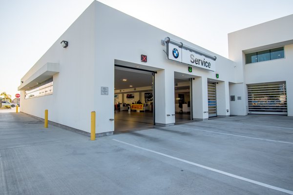 BMW OF RIVERSIDE - Updated May 2025 - 526 Photos & 1380 Reviews - 3060 ...