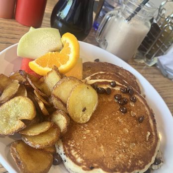 Chez Francois Restaurant - Chocolate chip pancakes - French Near Me - Canmore, Alberta Chez Francois Restaurant - Chocolate chip pancakes - French Near Me - Canmore, Alberta