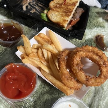 Habit Burger & Grill - Onion Rings & Fries, Tenderloin Steak Sandwich - Burgers Near Me - Oakland, California