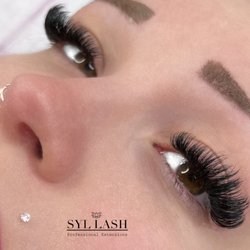 SYL LASH Professional Eyelash Extensions - Starry eyes!