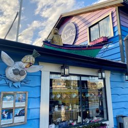 4 Winds Nest Artisans Boutique - May 14, 2022