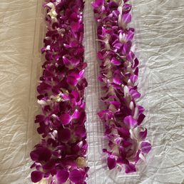 $70 total price on the left, $20 refrigerated lei on the right.