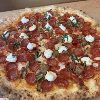 Cascadia Pizza - Pizza!!!! - Pizza Near Me - Salem, Oregon