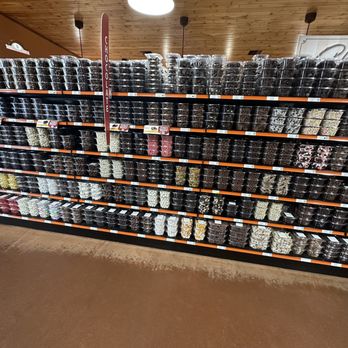 YODERS COUNTRY MARKET - Updated July 2024 - 57 Photos & 60 Reviews ...