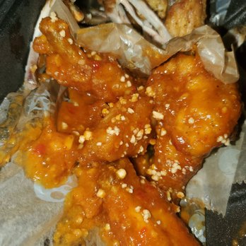 Fire Wings - 10 Wings Lemon pepper and peanut butter Best flavors - Chicken Wings Near Me - San Bernardino, California Fire Wings - 10 Wings Lemon pepper and peanut butter Best flavors - Chicken Wings Near Me - San Bernardino, California