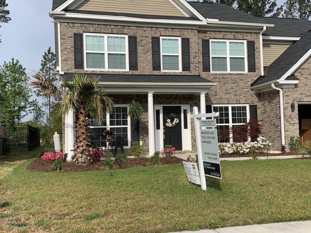 CHELSEA PHILLIPS REAL ESTATE GROUP Updated October 2024 10 Reviews