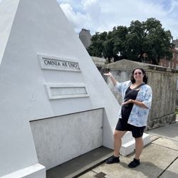 Nicolas Cage Tomb