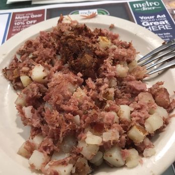 Metro Diner - Cornbeef hash - American Near Me - Matthews, North Carolina Metro Diner - Cornbeef hash - American Near Me - Matthews, North Carolina