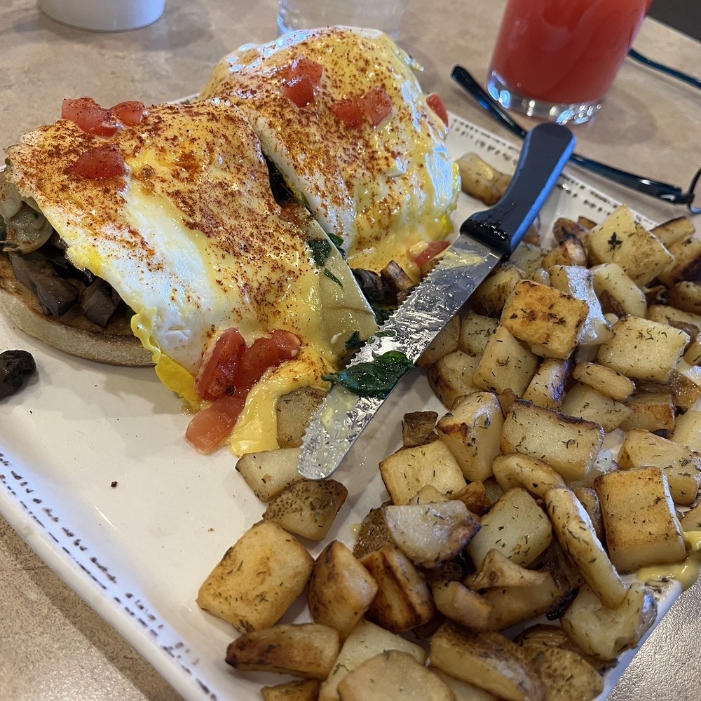 Eggs Benedict Eggs Benedict