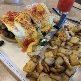 Eggs Benedict Eggs Benedict