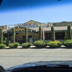 Tom's Farms Furniture - Outside