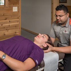Monahan Chiropractic Medical Clinics - Gentle Adjustment