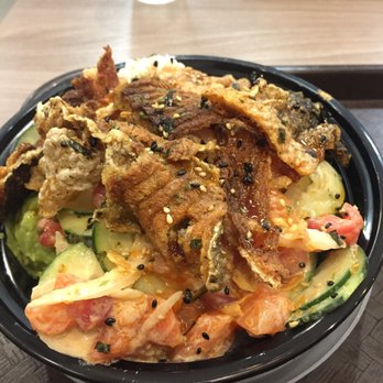 Ichi Poki & Ramen - 3 scoop bowl with fried salmon skin on top - Poke Near Me - Chino, California Ichi Poki & Ramen - 3 scoop bowl with fried salmon skin on top - Poke Near Me - Chino, California