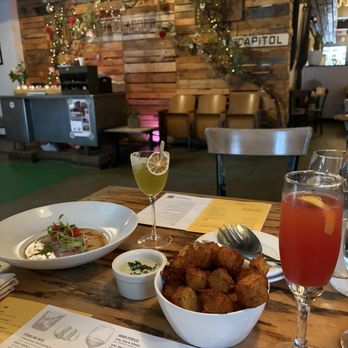 Hook & Ladder Manufacturing - Apps & Drinks - Bars Near Me - Sacramento, California