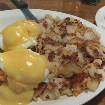Rusty Pelican Cafe - Cafes Near Me - Edmonds, Washington