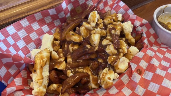 Chez Simon Cantine Urbaine by null Chez Simon Cantine Urbaine by null