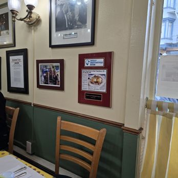 Mama's On Washington Square - Voted 30 best breakfast in San Francisco - Breakfast & Brunch Near Me - San Francisco, California Mama's On Washington Square - Voted 30 best breakfast in San Francisco - Breakfast & Brunch Near Me - San Francisco, California