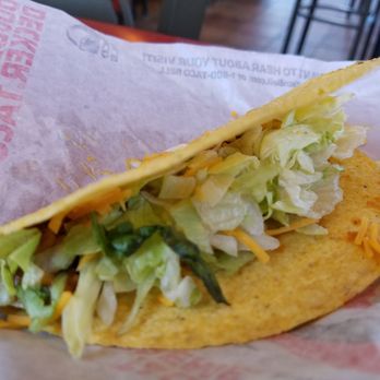Taco Bell - Fast Food Near Me - Pewaukee, Wisconsin