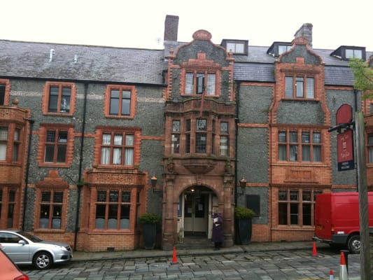 The Castle Hotel by null
