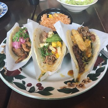 Taco Guild - {al pastor, adobada, duck in plum sauce, green chile achiote rice} - Bars Near Me - Phoenix, Arizona Taco Guild - {al pastor, adobada, duck in plum sauce, green chile achiote rice} - Bars Near Me - Phoenix, Arizona