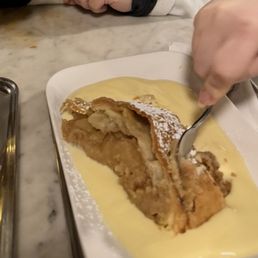 Apple Strudel Apple Strudel