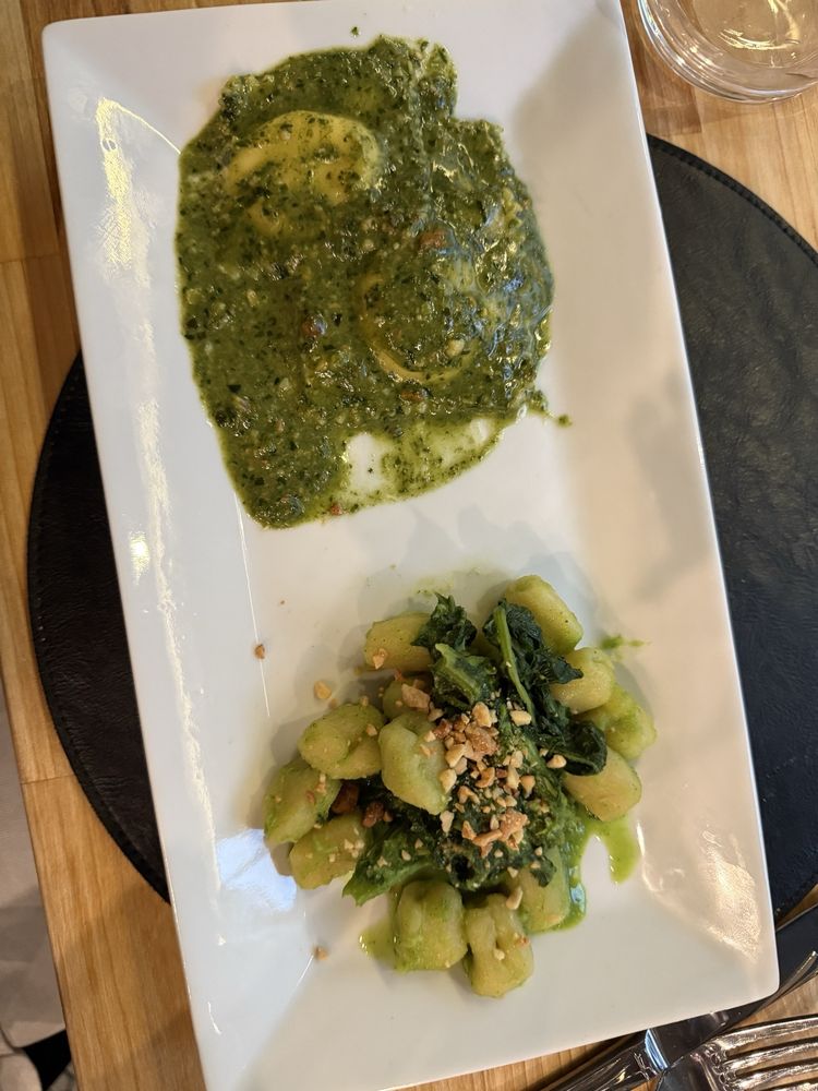 Food from Nonna Dora's Tribeca