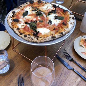 Kassi Beach - Margarita pizza - Italian Near Me - Las Vegas, Nevada