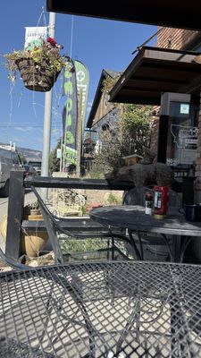 Yellowstone Grill by null