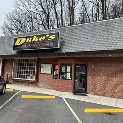 Dukes Rib House & Grille - Entrance