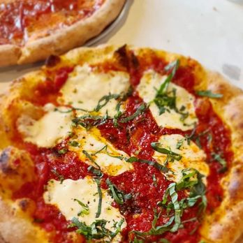 Grace - Margarita Pizza - Pizza Near Me - Alvin, Texas