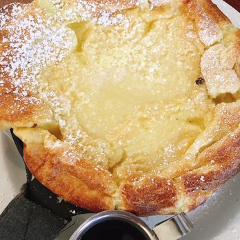 Tilikum Place Cafe - Classic Dutch baby - New American Near Me - Seattle, Washington