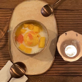 Mango Mango Dessert - Snow White Mango Juice with Sago and Pomelo with Ice Cream - Desserts Near Me - New York, New York Mango Mango Dessert - Snow White Mango Juice with Sago and Pomelo with Ice Cream - Desserts Near Me - New York, New York