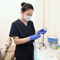 Aunara Medical Aesthetic - Joanna is really professional.