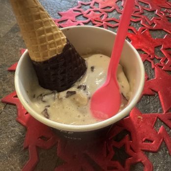 Scoops - GREAT dinner!! - Ice Cream & Frozen Yogurt Near Me - Fresno, California Scoops - GREAT dinner!! - Ice Cream & Frozen Yogurt Near Me - Fresno, California