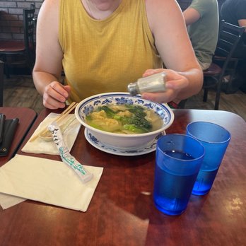 Lam's Kitchen - Samantha and I about to get our yum on! - Noodles Near Me - Honolulu, Hawaii