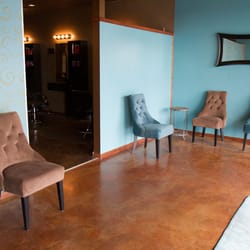 Salon Lavish