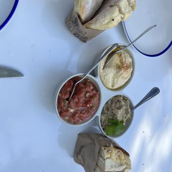 Mandolin Aegean Bistro - Turkish apertizers - Mediterranean Near Me - Miami, Florida