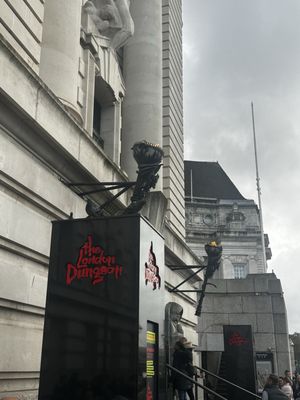 The London Dungeon by null