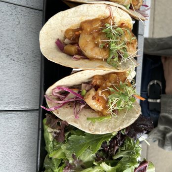 Dunstan Tap & Table - Shrimp tacos - Burgers Near Me - Scarborough, Maine